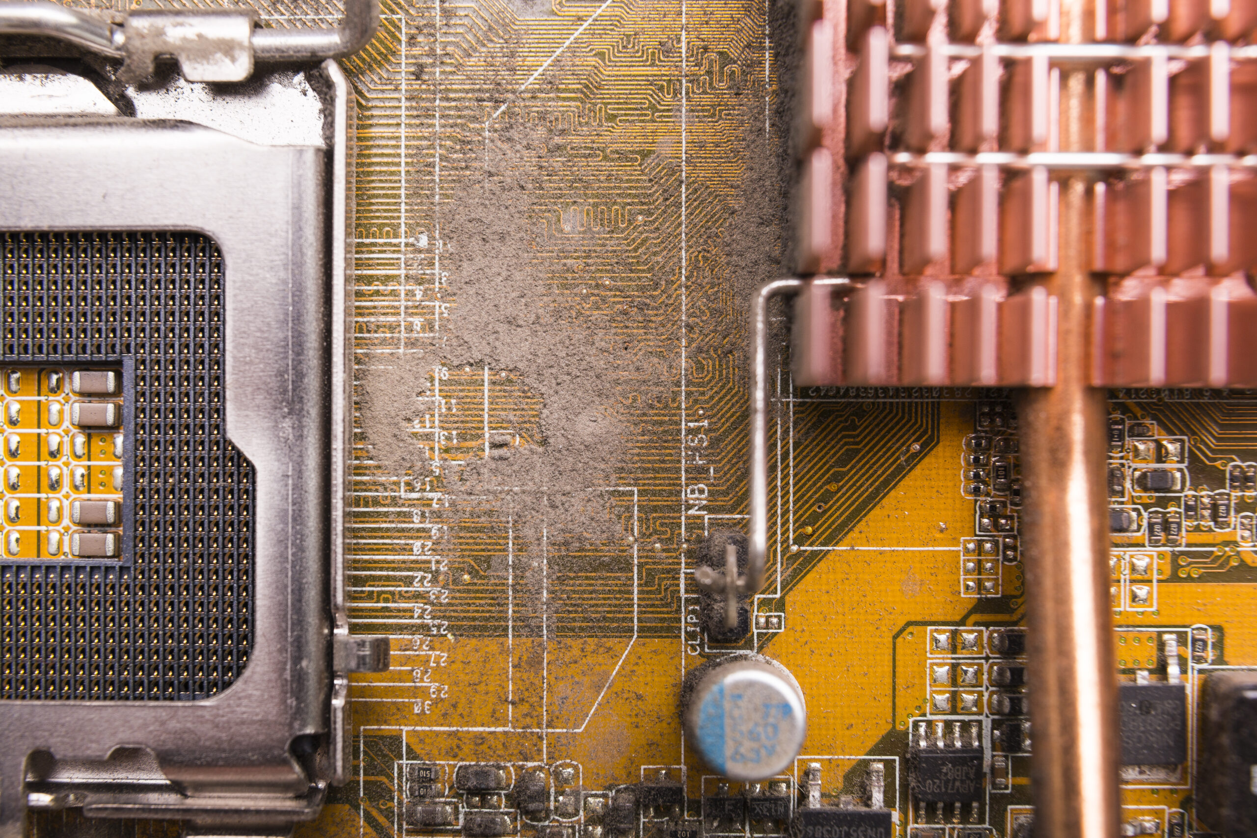 In CVD Semiconductor Process Is Manifold Kept Hot – Explained in Detail